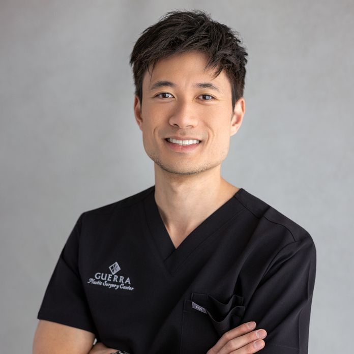 Our Surgeon - Dr. Jonathan Dang